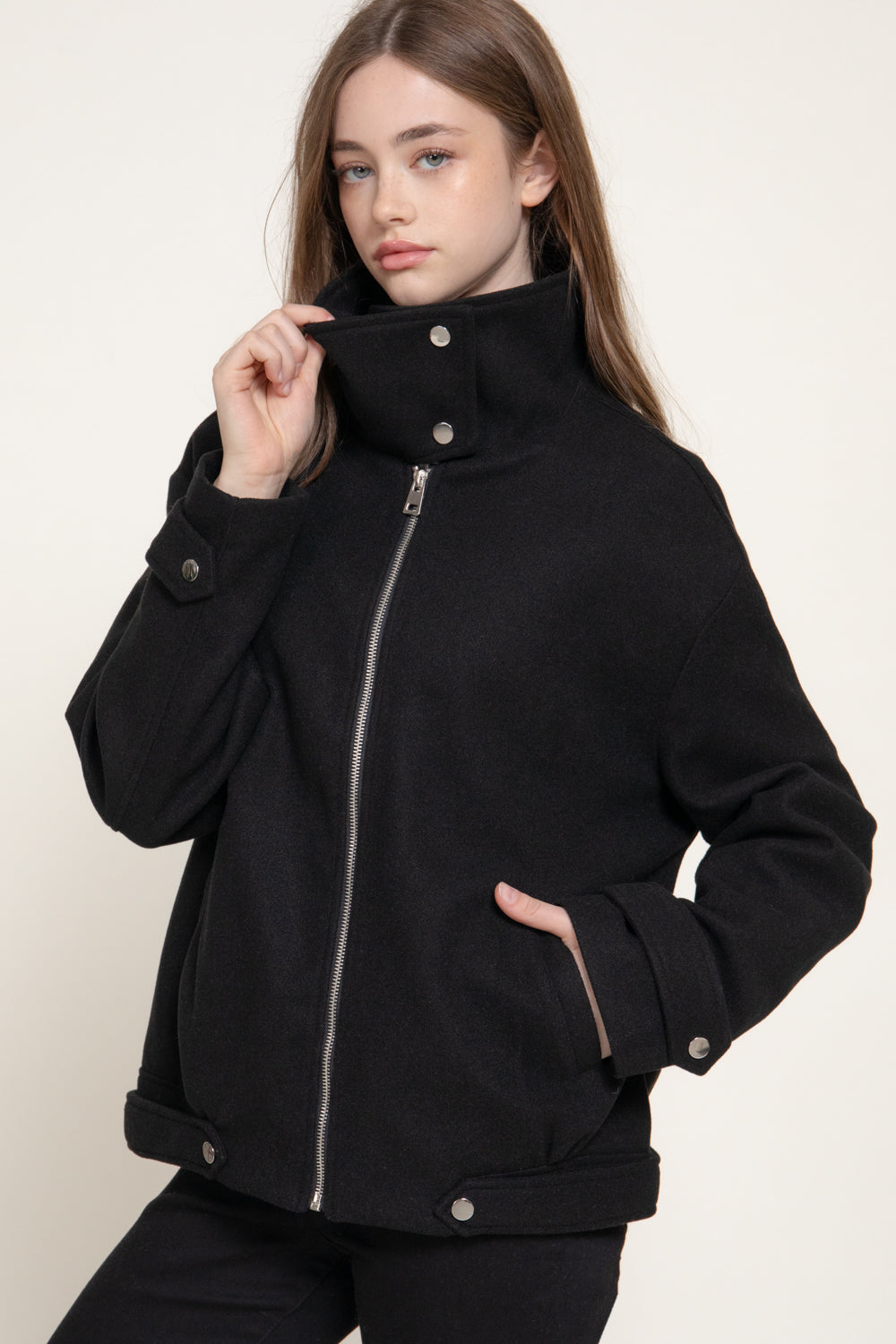 Ctv j15604 black